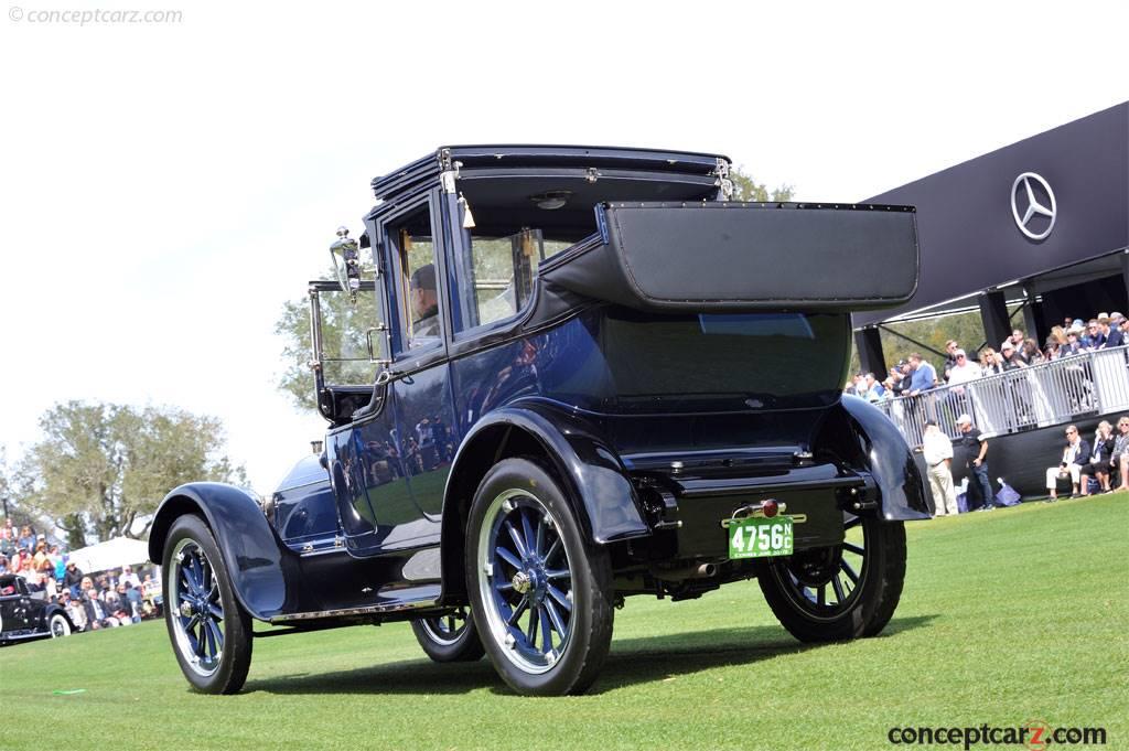 1915 Pierce-Arrow Model 38-C background image